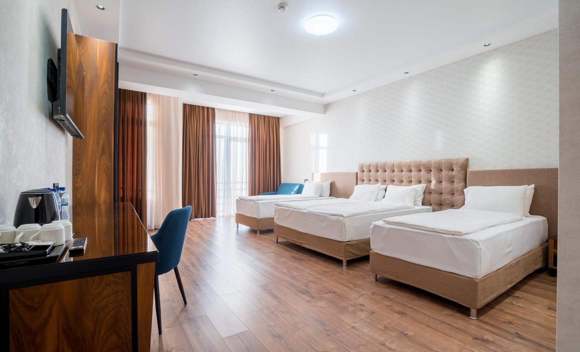Olympus Hotel By Umbrella Tbilisi Eksteriør bilde