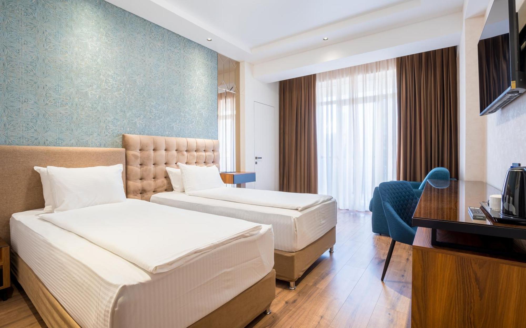 Olympus Hotel By Umbrella Tbilisi Eksteriør bilde