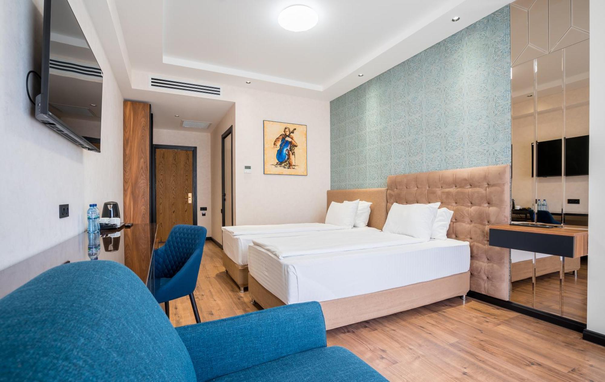Olympus Hotel By Umbrella Tbilisi Eksteriør bilde