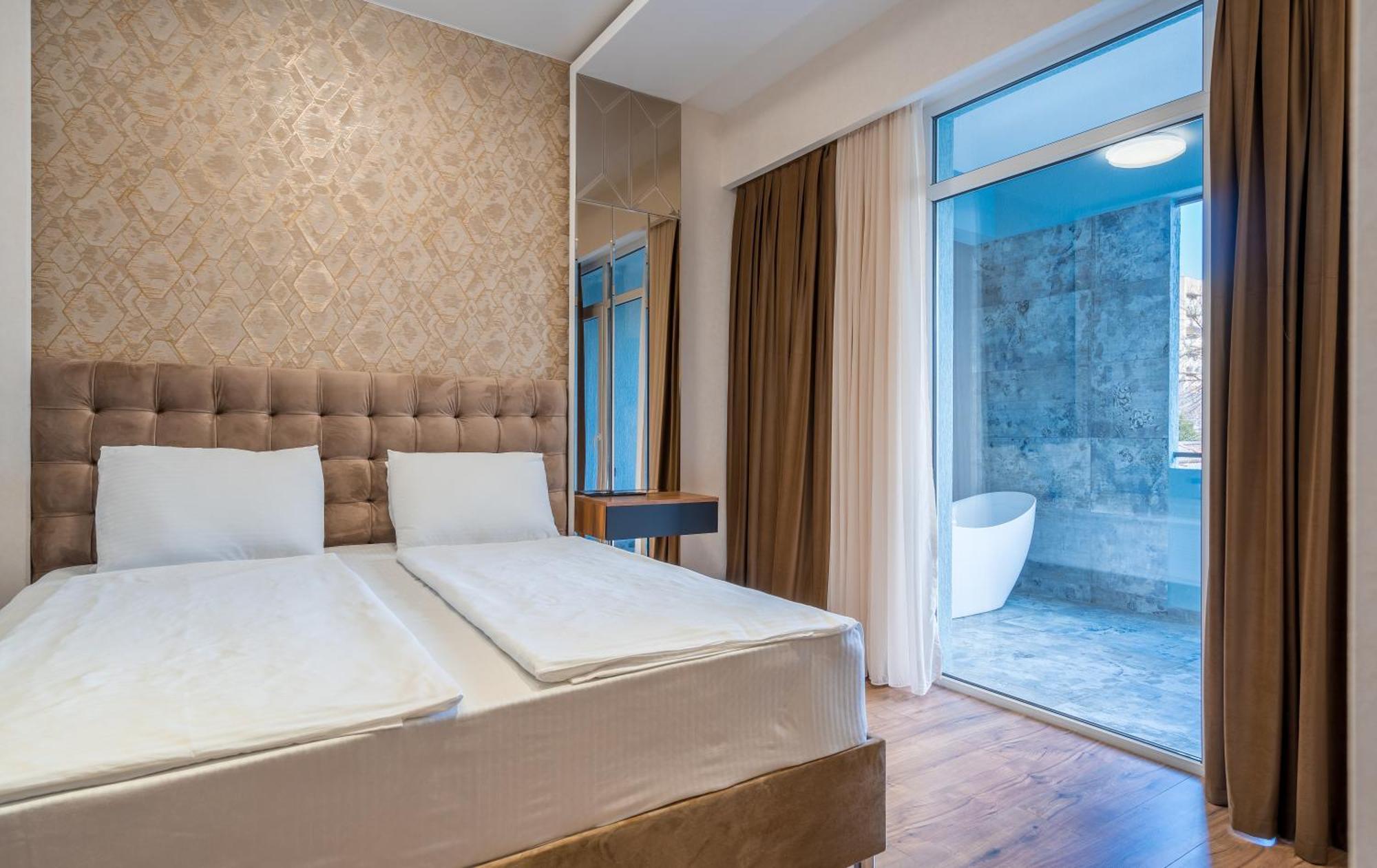 Olympus Hotel By Umbrella Tbilisi Eksteriør bilde